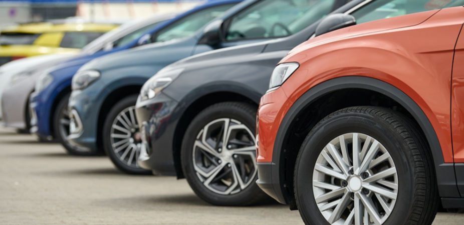 car-rental-person